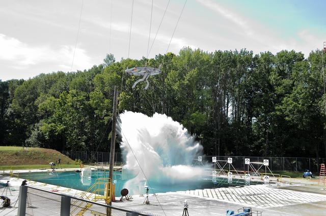 NASA image: Orion Project SPLASH BTA Water Impact POT #3