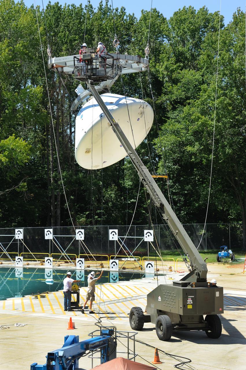 Orion Project SPLASH BTA Water Impact POT Boiler Plate Test Article (BTA) (SPLASH) Structural Passive Landing Attenuation for Survivability of Human Crew. (POT) Phase "0" Test Water Impact Test #3