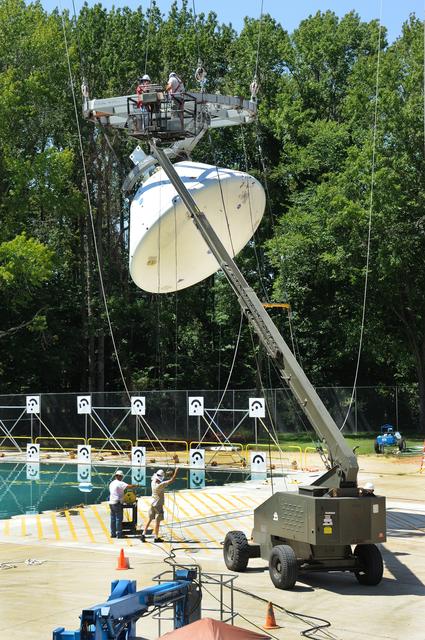 NASA image: Orion Project SPLASH BTA Water Impact POT #3