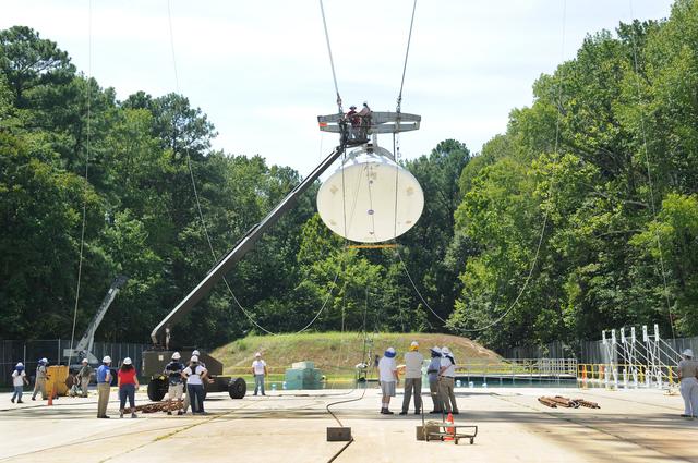 NASA image: Orion Project SPLASH BTA Water Impact POT #3