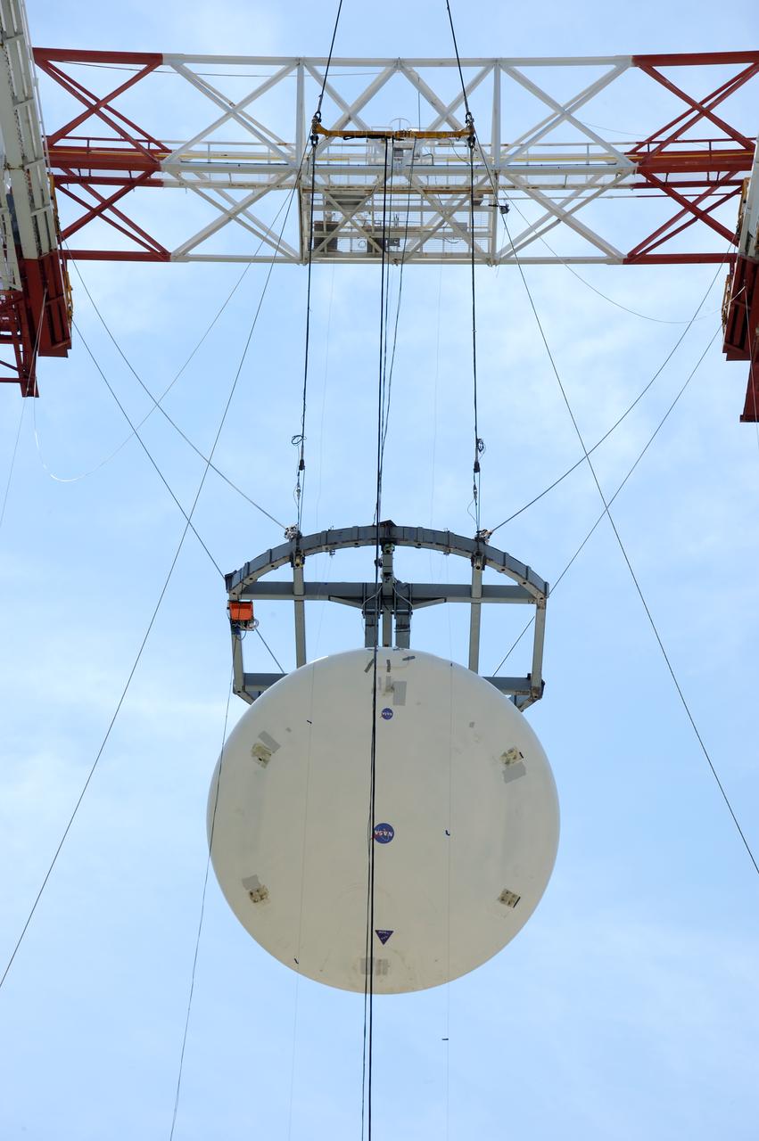 Orion Project SPLASH BTA Water Impact POT Boiler Plate Test Article (BTA) (SPLASH) Structural Passive Landing Attenuation for Survivability of Human Crew. (POT) Phase "0" Test Water Impact Test #3