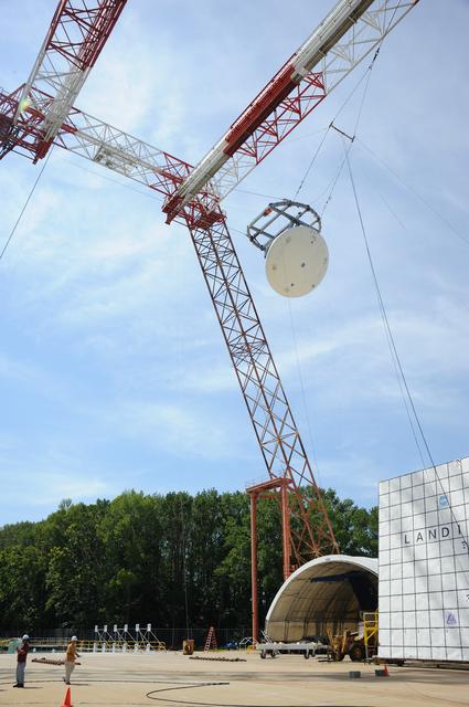 NASA image: Orion Project SPLASH BTA Water Impact POT #3