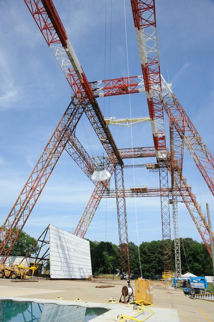 NASA image: Orion Project SPLASH BTA Water Impact POT #3