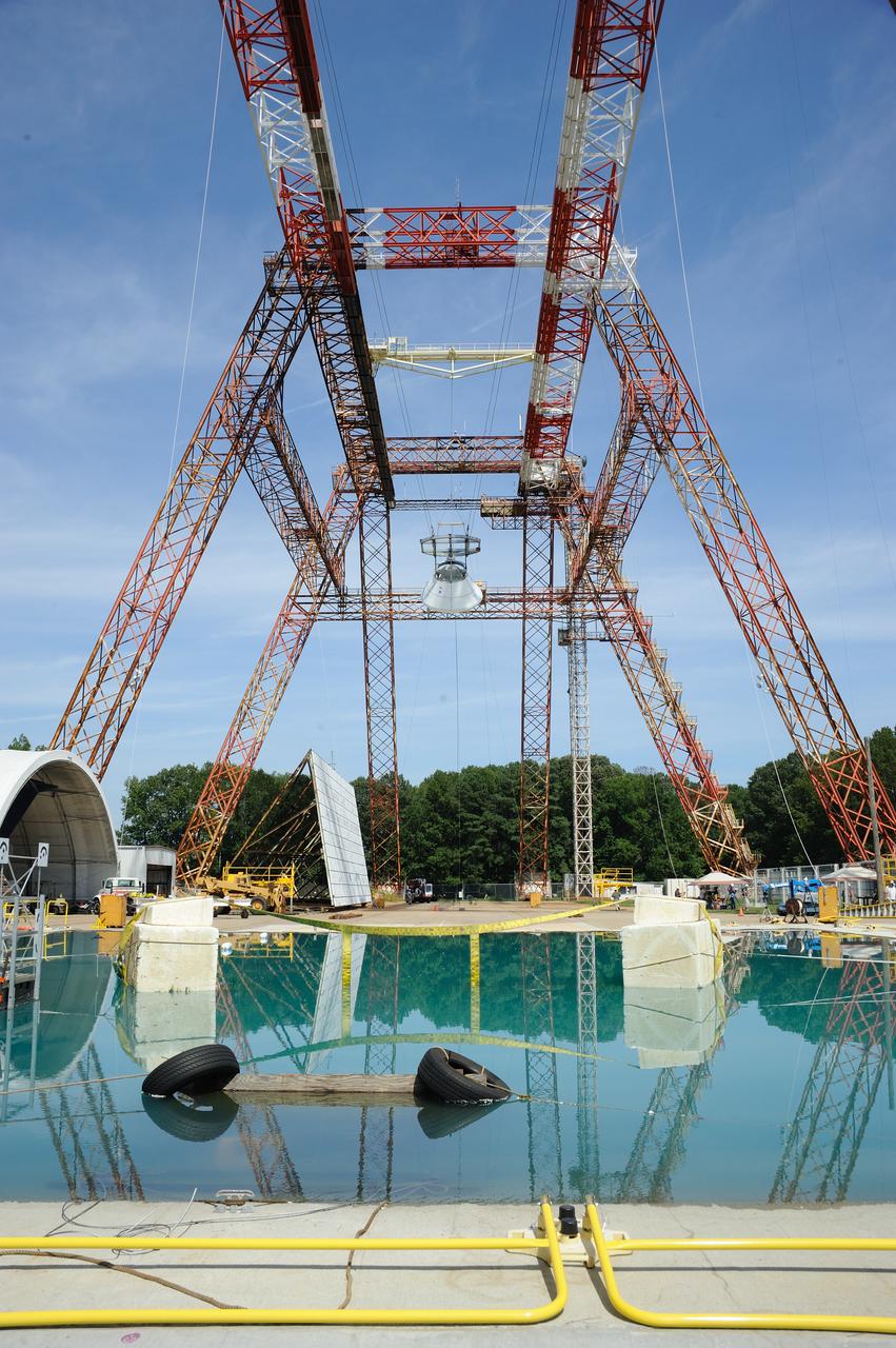Orion Project SPLASH BTA Water Impact POT Boiler Plate Test Article (BTA) (SPLASH) Structural Passive Landing Attenuation for Survivability of Human Crew. (POT) Phase "0" Test Water Impact Test #3