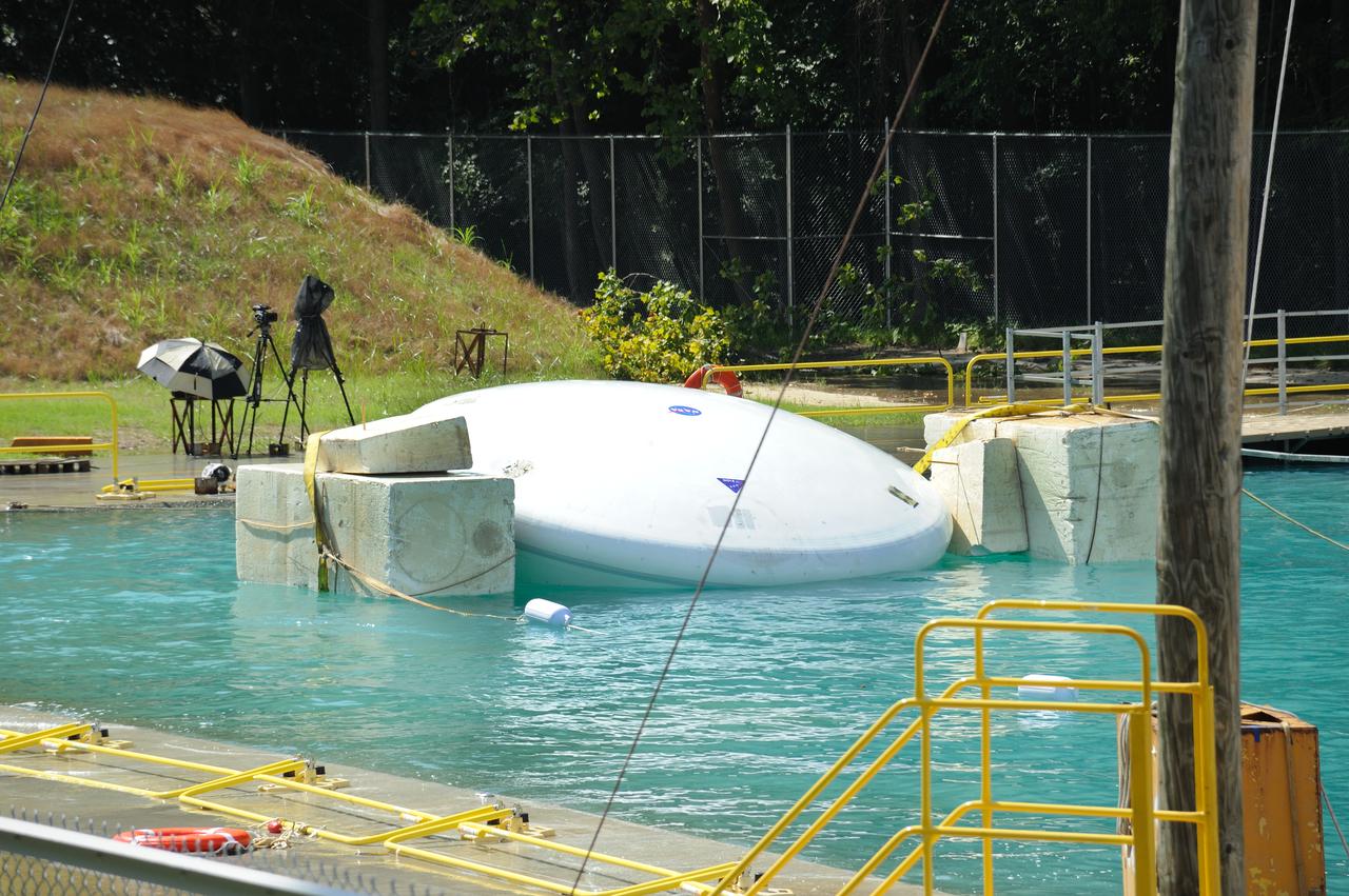 Orion Project SPLASH BTA Water Impact POT Boiler Plate Test Article (BTA) (SPLASH) Structural Passive Landing Attenuation for Survivability of Human Crew. (POT) Phase "0" Test Water Impact Test #3