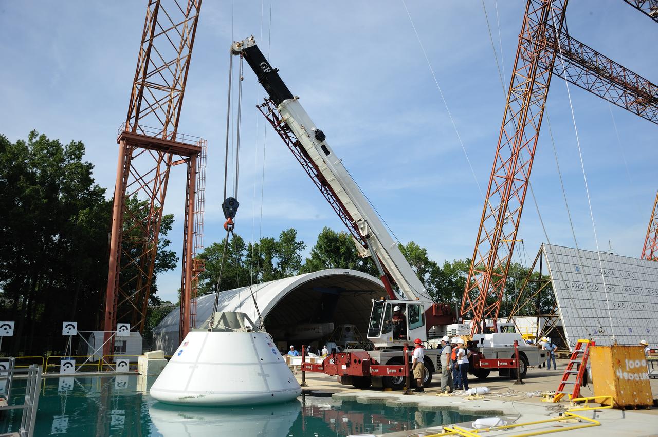 Orion Project SPLASH BTA Water Impact POT Boiler Plate Test Article (BTA) (SPLASH) Structural Passive Landing Attenuation for Survivability of Human Crew. (POT) Phase "0" Test Water Impact Test #3