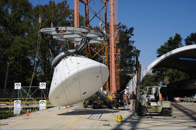 NASA image: ORION Project-(SPLASH) Structural Passive Landing Attenuation fo