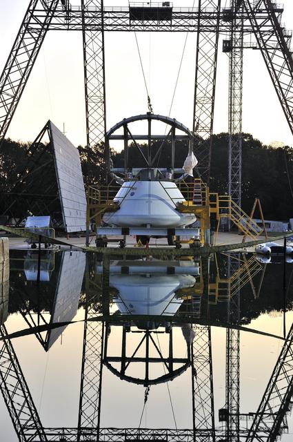 NASA image: ORION Project-(SPLASH) Structural Passive Landing Attenuation fo