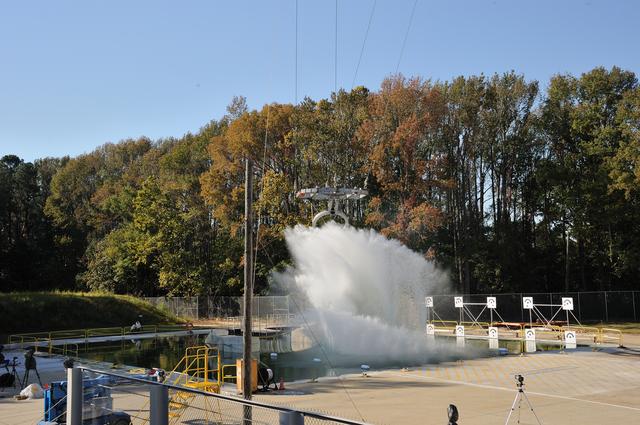 NASA image: ORION Project-(SPLASH) Structural Passive Landing Attenuation fo