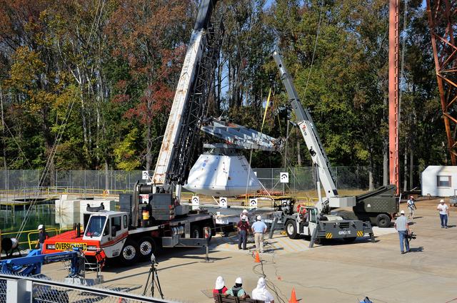 NASA image: ORION Project-(SPLASH) Structural Passive Landing Attenuation fo