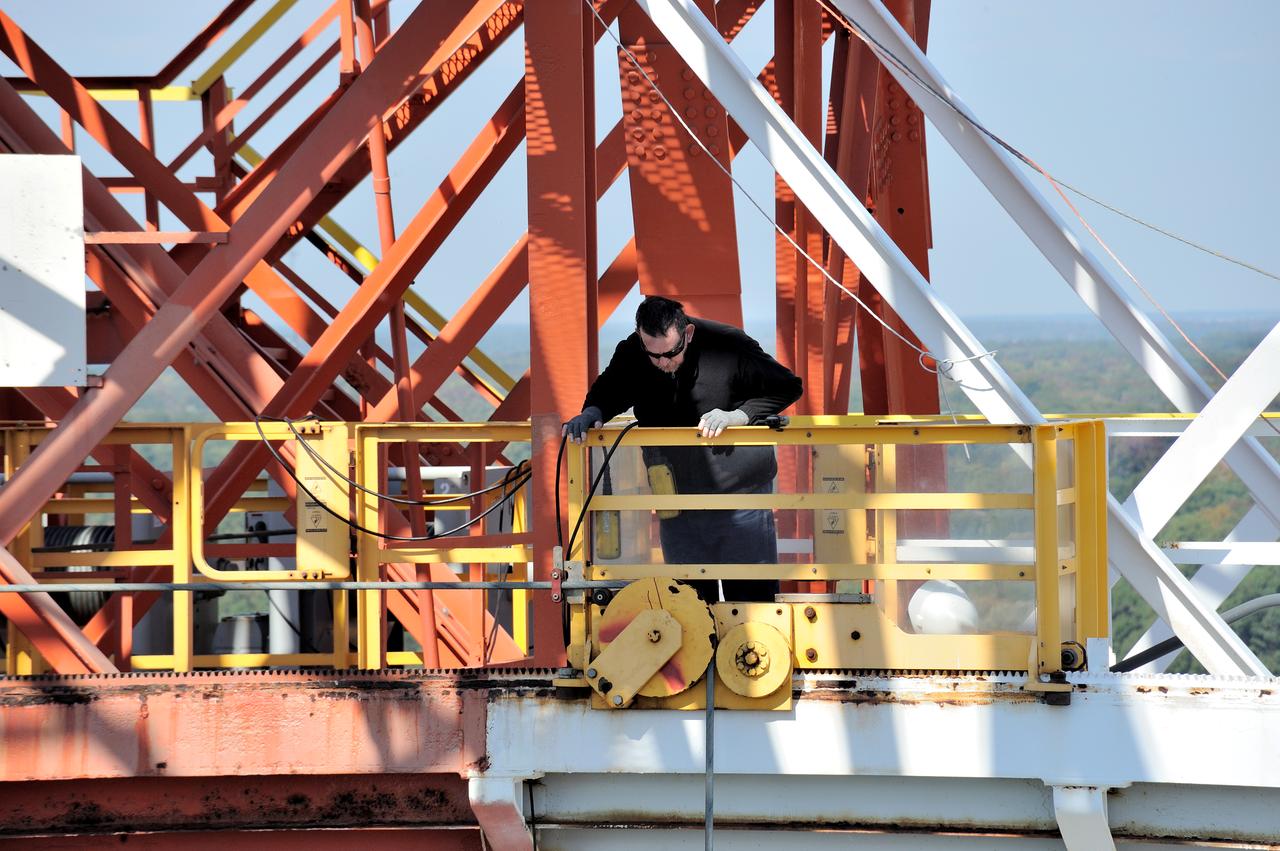 ORION Project-(SPLASH) Structural Passive Landing Attenuation for Survivability of Human Crew (BTA) Boiler Plate Test Article Water Impact Test-P1T#2  Tested at the Hydro Impact Basin at the Landing and Impact Research Facility (Gantry)