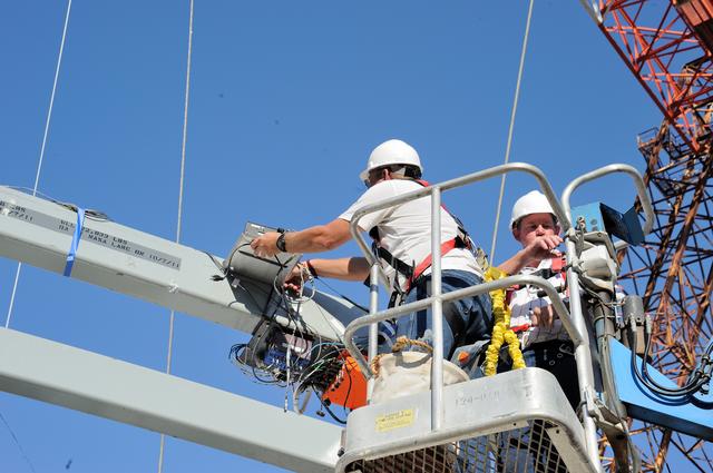 NASA image: ORION Project-(SPLASH) Structural Passive Landing Attenuation fo