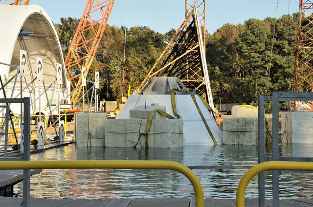 NASA image: ORION Project-(SPLASH) Structural Passive Landing Attenuation fo