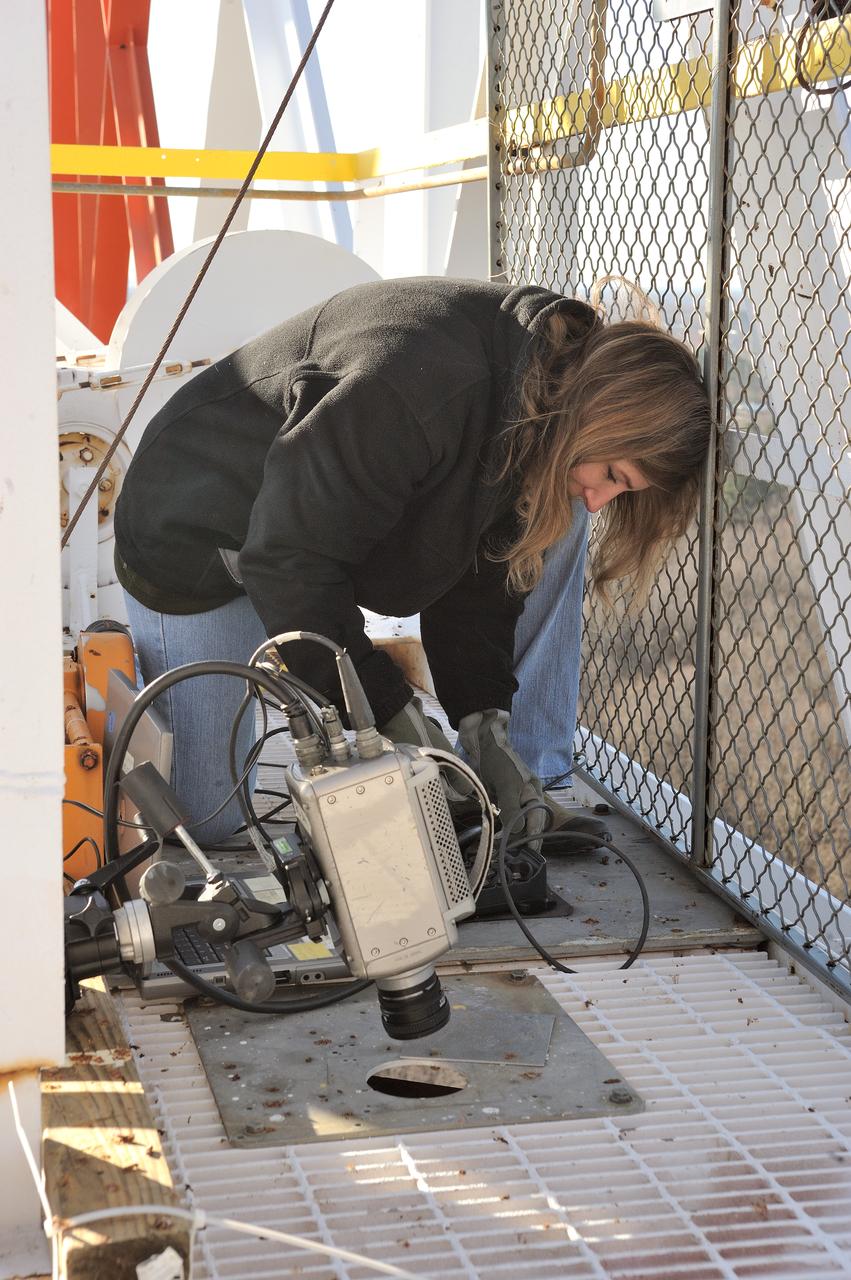 ORION Project-(SPLASH) Structural Passive Landing Attenuation for Survivability of Human Crew (BTA) Boiler Plate Test Article Water Impact Test-Pit Phase 4 Test or Pit 4  Tested at the Hydro Impact Basin at the Landing and Impact Research Facility (Gantry)