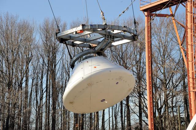 NASA image: ORION Project-(SPLASH) Structural Passive Landing Attenuation fo