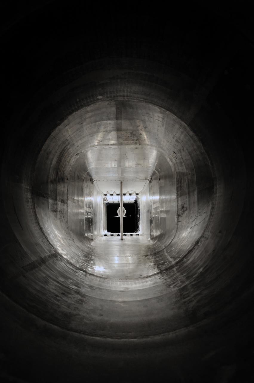 (NTF) National Transonic Facility user guide photos.