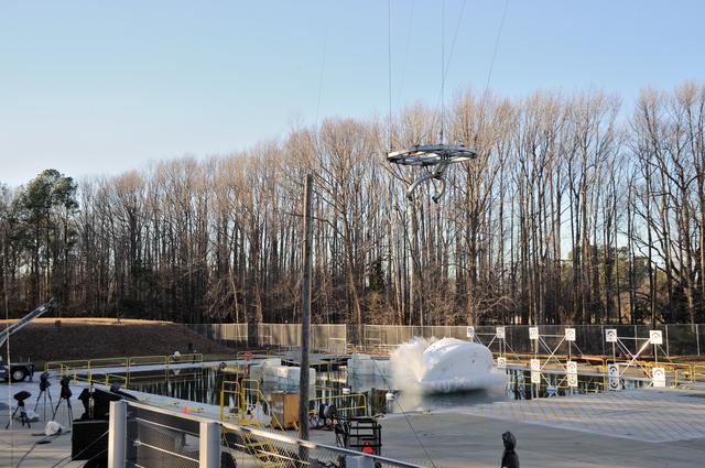 NASA image: ORION Project-(SPLASH) Structural Passive Landing Attenuation fo