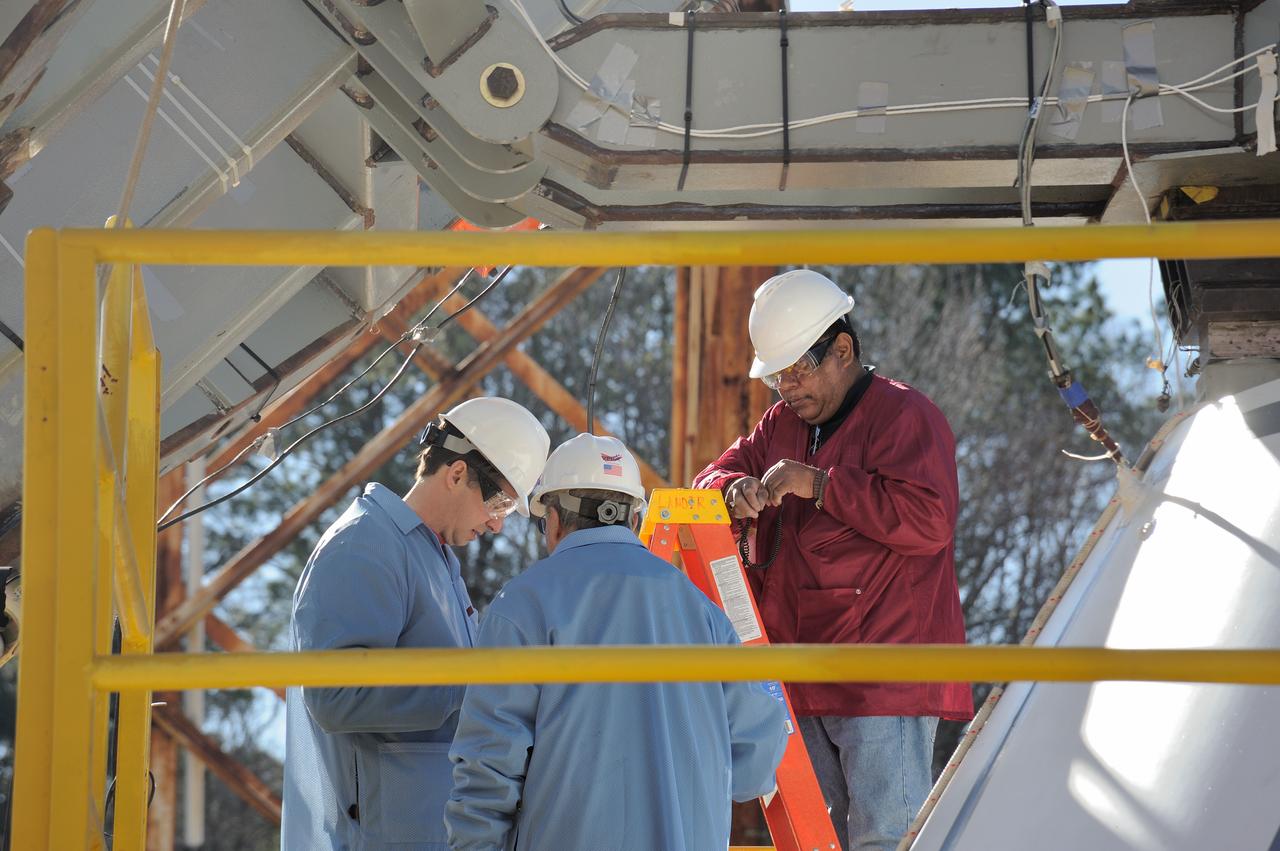 ORION Project-(SPLASH) Structural Passive Landing Attenuation for Survivability of Human Crew (BTA) Boiler Plate Test Article Water Impact Test-PIT  Test-2 Tested at the Hydro Impact Basin at the Landing and Impact Research Facility (Gantry)