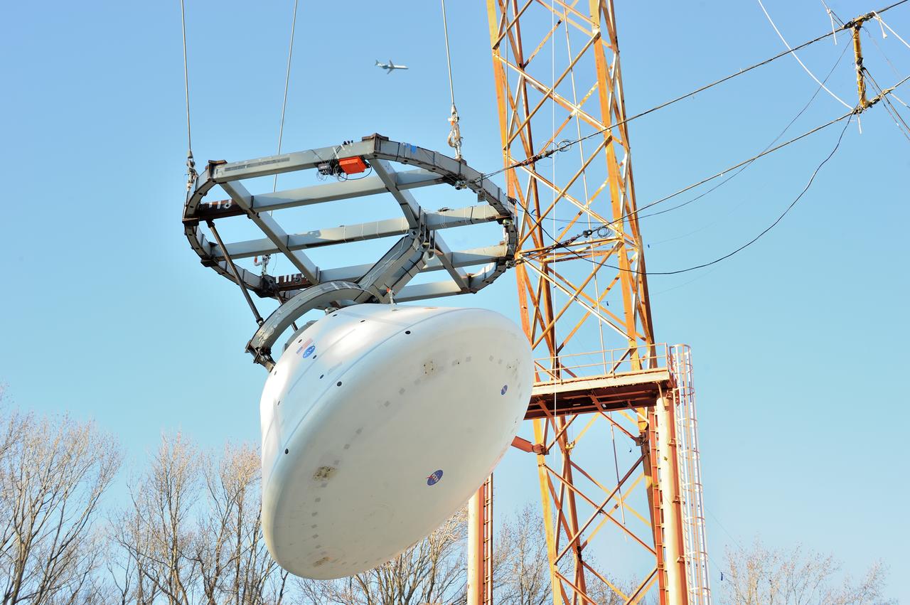 ORION Project-(SPLASH) Structural Passive Landing Attenuation for Survivability of Human Crew (BTA) Boiler Plate Test Article Water Impact Test-PIT  Test-2 Tested at the Hydro Impact Basin at the Landing and Impact Research Facility (Gantry)