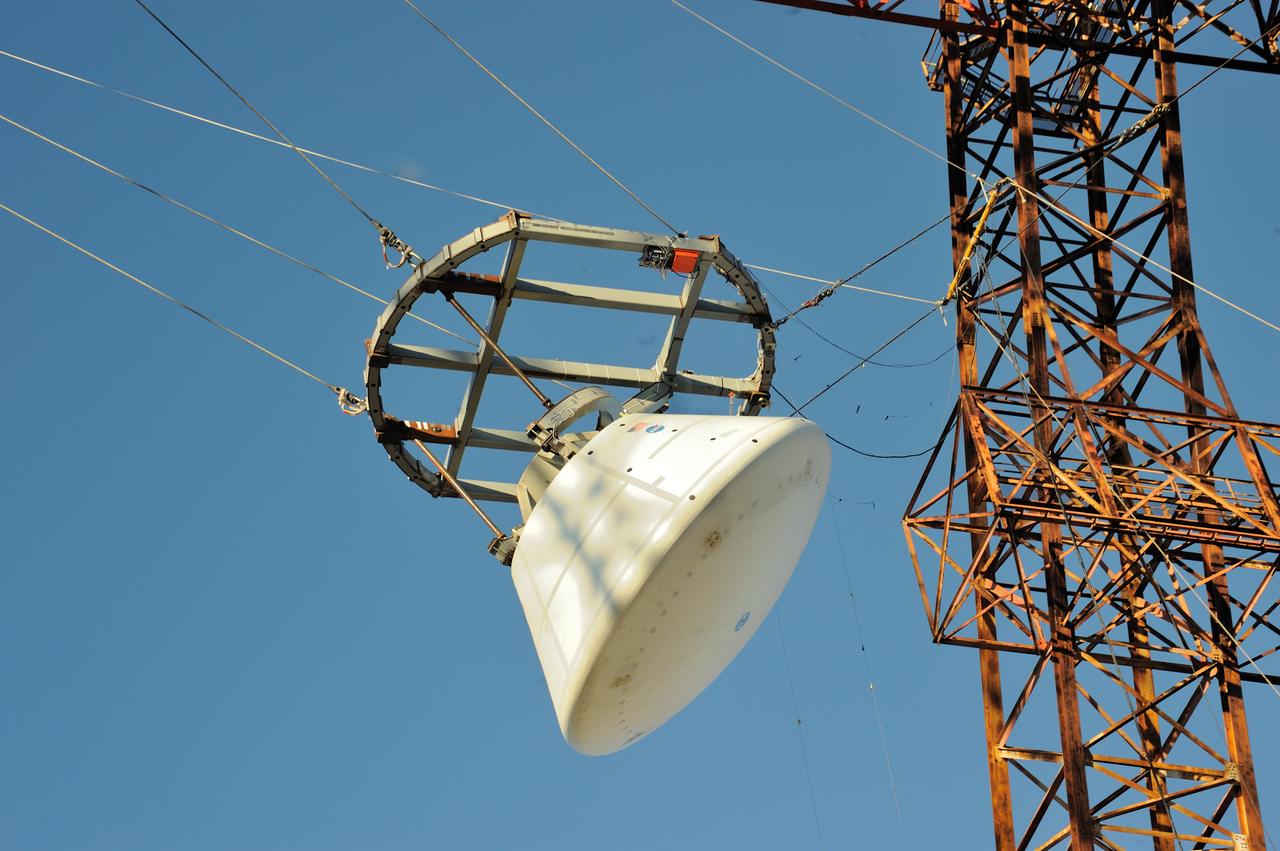 ORION Project-(SPLASH) Structural Passive Landing Attenuation for Survivability of Human Crew (BTA) Boiler Plate Test Article Water Impact Test-PIT  Test-2 Tested at the Hydro Impact Basin at the Landing and Impact Research Facility (Gantry)