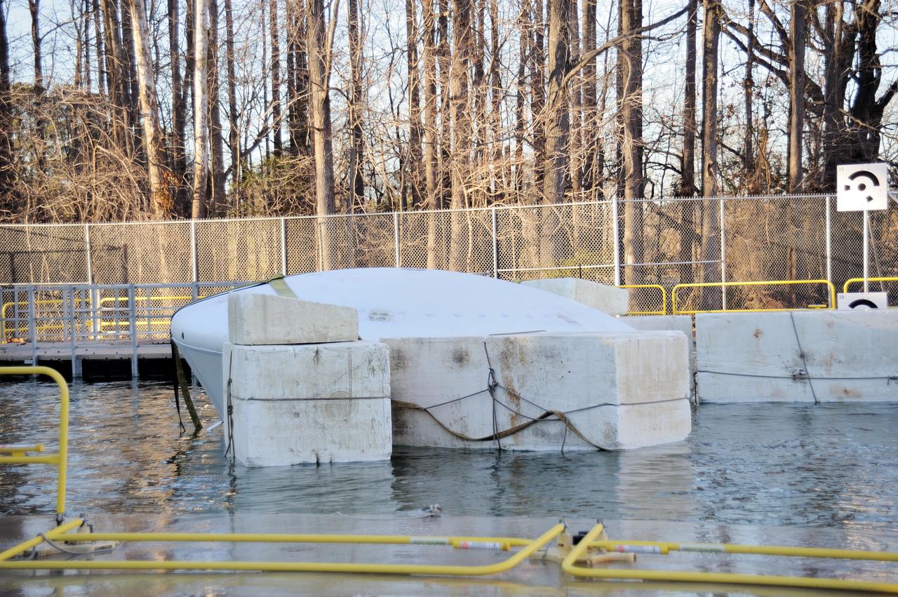 ORION Project-(SPLASH) Structural Passive Landing Attenuation for Survivability of Human Crew (BTA) Boiler Plate Test Article Water Impact Test-PIT  Test-2 Tested at the Hydro Impact Basin at the Landing and Impact Research Facility (Gantry)