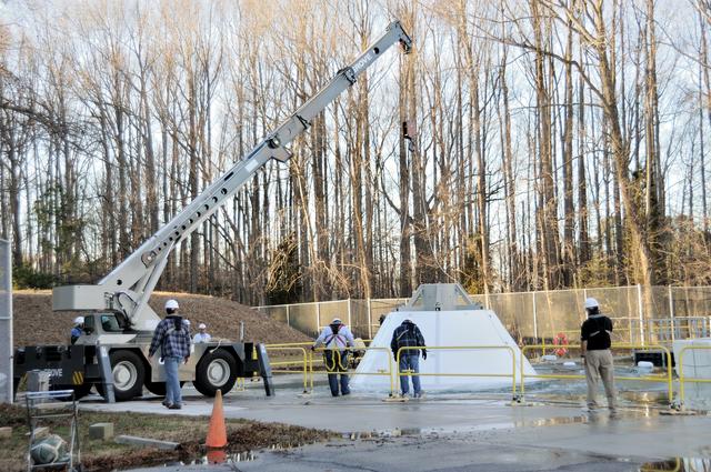 NASA image: ORION Project-(SPLASH) Structural Passive Landing Attenuation fo
