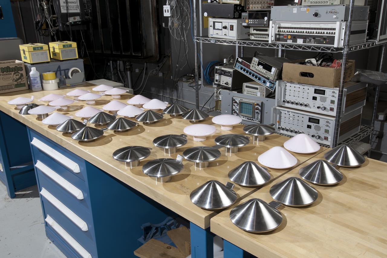 Test 1875 in Unitary Plan Wind Tunnel (UPWT) HIADS TTPM: Trim Tab study on various cone angled heat shields (TTPM) Technology Technical Performance Metric (HIADS) Hypersonic inflatable aerodynamic decelerators 