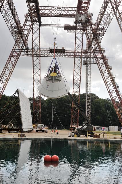 NASA image: Orion SPLASH BTA Phase 2 Vertical Tests 9: at NASA Langley Resea