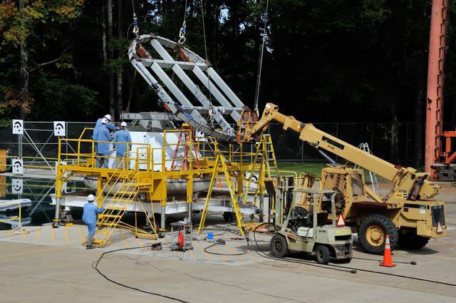 NASA image: Orion SPLASH P1 Test 7 Swing Test at NASA Langley Research Cente