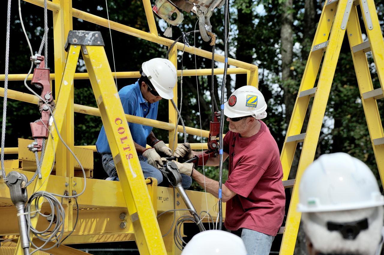 SPLASH P1 Test 7 Swing Test: Documentation of preparation, set up and results of full scale BTA (Boilerplate Test Article) vertical drop test series performed in 2012 at the LaRC Hydro Impact Basin (HIB)  