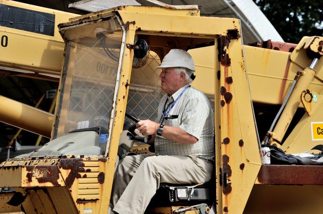 NASA image: Orion SPLASH P1 Test 7 Swing Test at NASA Langley Research Cente