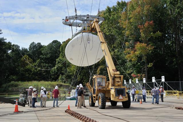 NASA image: Orion SPLASH P1 Test 7 Swing Test at NASA Langley Research Cente