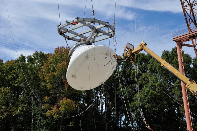 NASA image: Orion SPLASH P1 Test 7 Swing Test at NASA Langley Research Cente