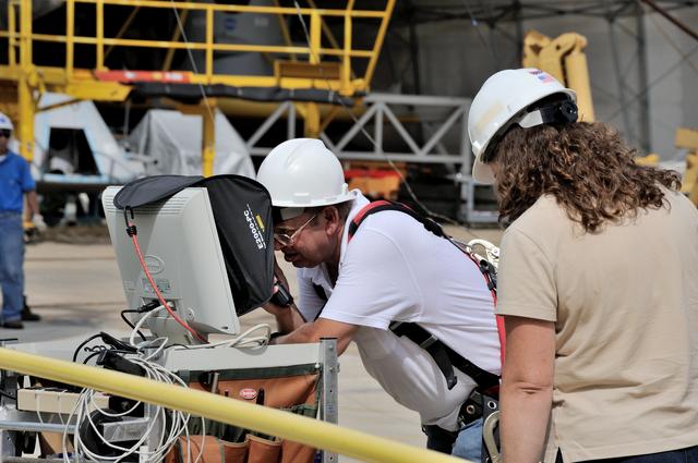NASA image: Orion SPLASH P1 Test 7 Swing Test at NASA Langley Research Cente