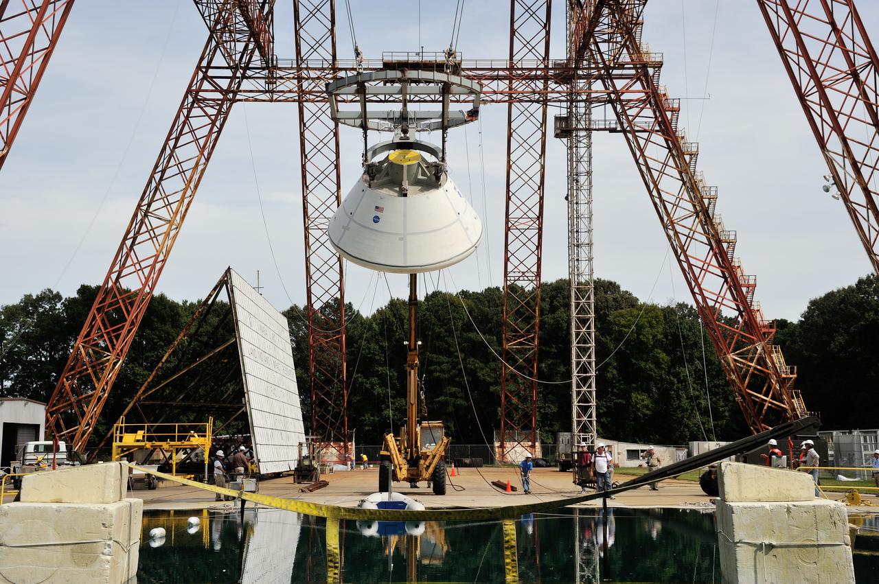 SPLASH P1 Test 7 Swing Test: Documentation of preparation, set up and results of full scale BTA (Boilerplate Test Article) vertical drop test series performed in 2012 at the LaRC Hydro Impact Basin (HIB)  