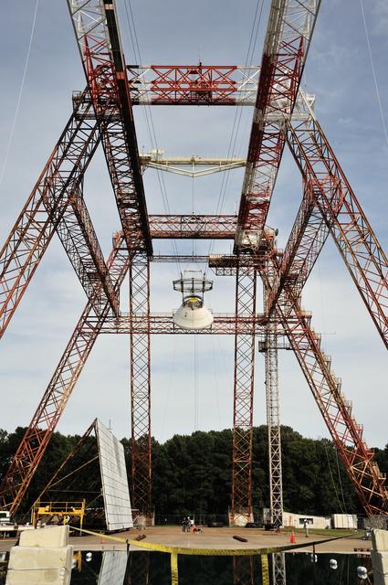 NASA image: Orion SPLASH P1 Test 7 Swing Test at NASA Langley Research Cente