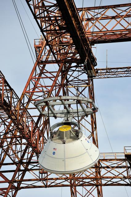NASA image: Orion SPLASH P1 Test 7 Swing Test at NASA Langley Research Cente