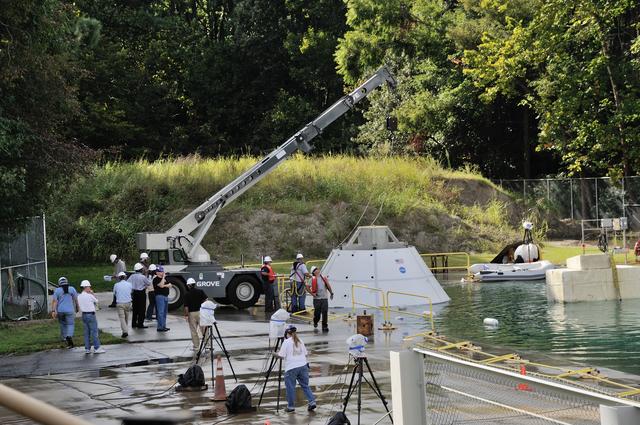 NASA image: Orion SPLASH P1 Test 7 Swing Test at NASA Langley Research Cente
