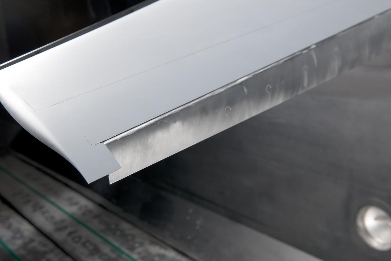 (NTF) National Transonic Facility Test 213-SFW Flow Control II, Fast-MAC Model:  The fundamental Aerodynamics Subsonic Transonic-Modular Active Control (Fast-MAC) Model was tested for the 2nd time in the NTF.  The objectives were to document the effects of Reynolds numbers on circulation control aerodynamics and to develop and open data set for CFD code validation. Image taken in building 1236, National Transonic Facility