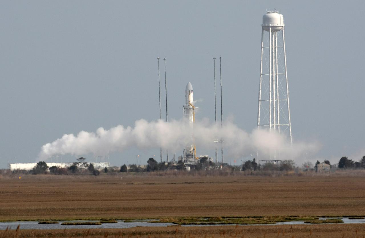 The first launch attempt for the Antares rocket was aborted. 
