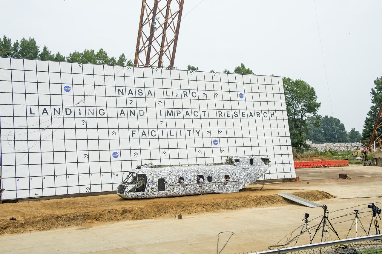 (TRACT) Transport Rotorcraft Aircraft Testbed: Helicopter airframe drop test at NASA Langley's Landing and Impact Research Facility (LandIR) 