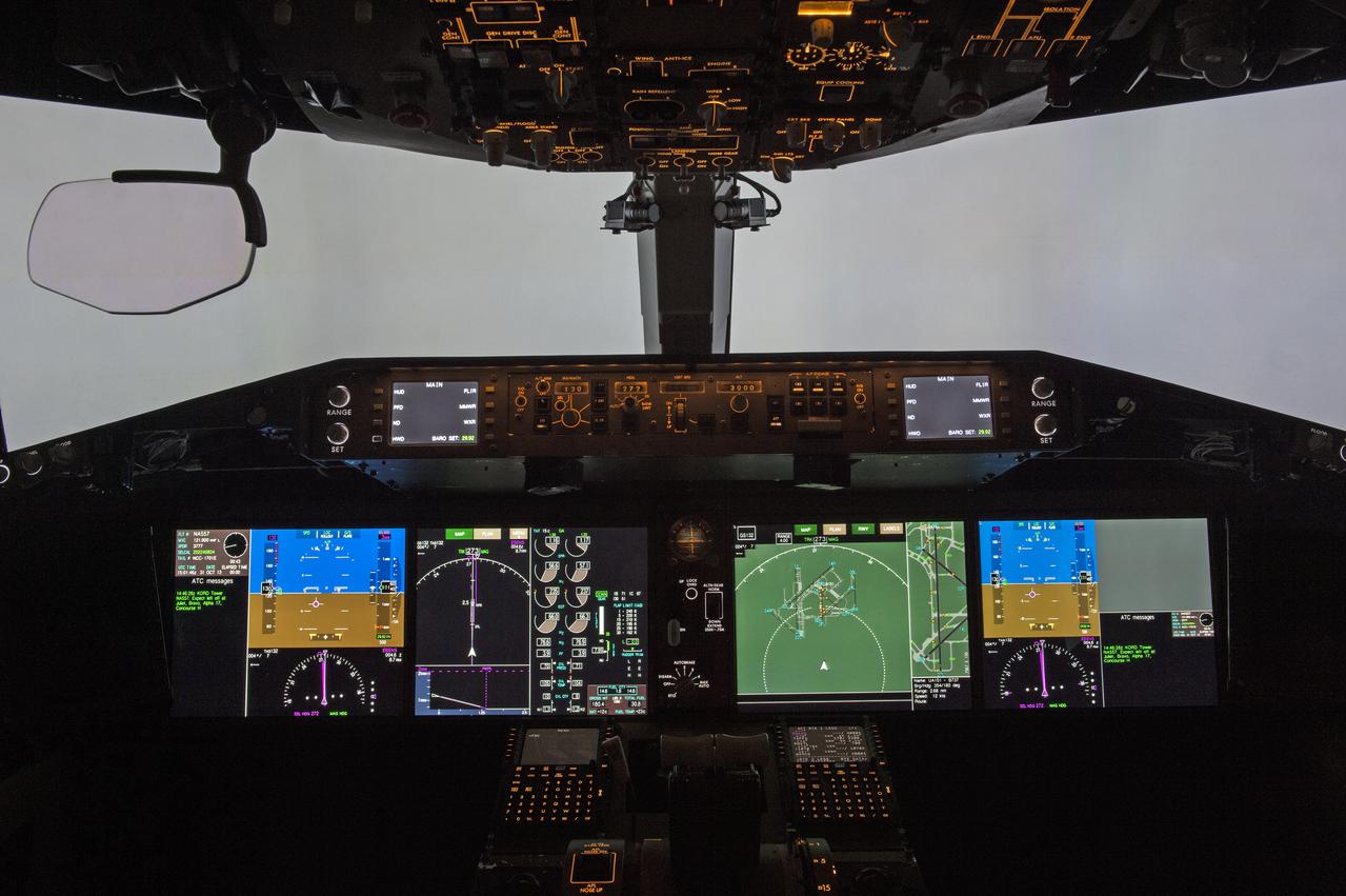 NextSafe 2.5 Motion Simulation Experiment Crew evaluation of vision system technologies 