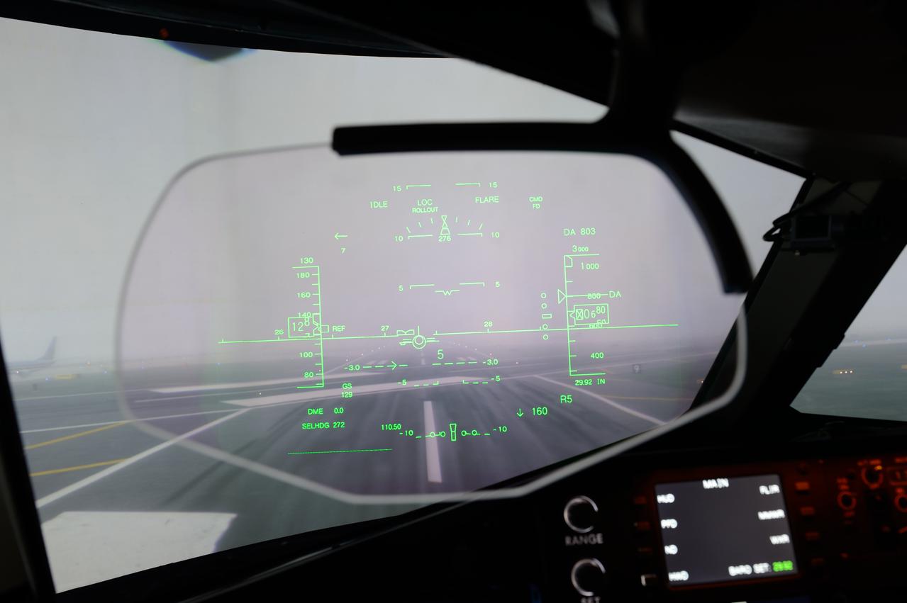 NextSafe 2.5 Motion Simulation Experiment Crew evaluation of vision system technologies