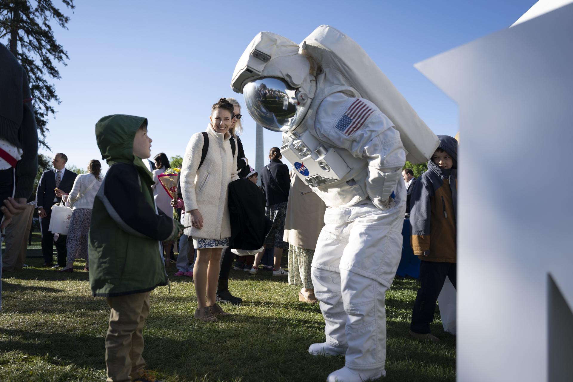 Spacey Casey interacts with guests during the White House Easter Egg Roll, on the South Lawn in Washington D.C., on April 6, 2026. (Photo Credit: (NASA/Crystal R. Hines)