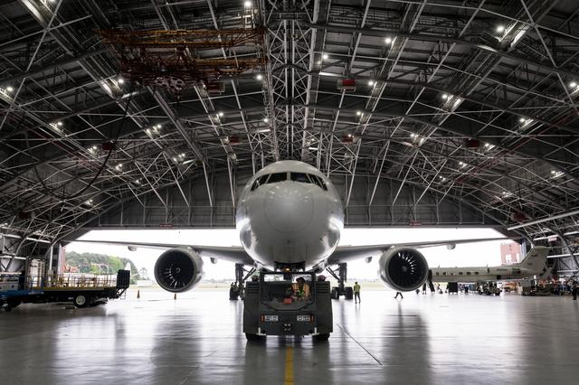 NASA's B777 Sports New Paint Job