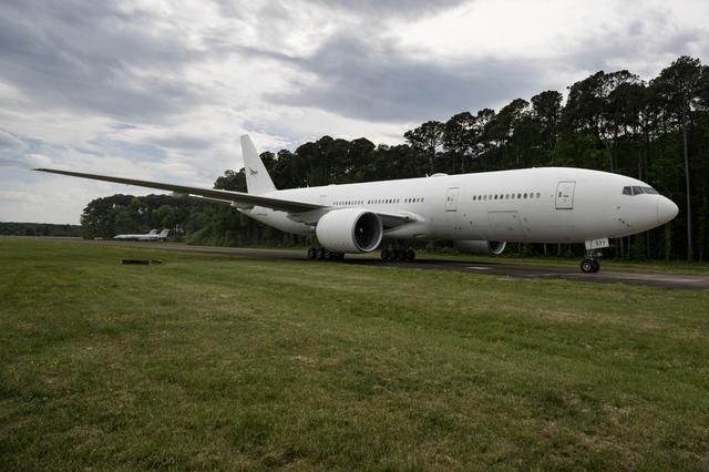 NASA's B777 Sports New Paint Job