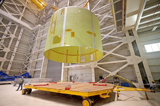 NASA Readies Artemis III