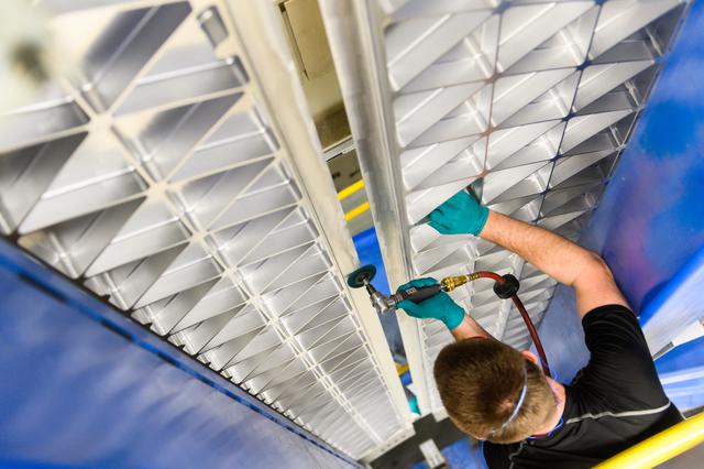 NASA image: Manufacturing and testing the first in a series of initial weld confidence articles for the Exploration Upper Stage (EUS)