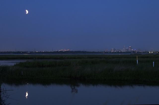 NASA image: Super Flower Blood Moon over New Orleans