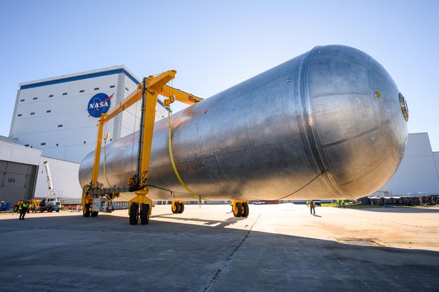 NASA image: Liquid Hydrogen Tank for Artemis III Moves on to Next Phase of Production